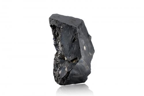 Alabandita con Grafito y Zoisita (variedad tanzanita)<br />Merelani, Montes Lelatema, Distrito Simanjiro, Región Manyara, Tanzania<br />7.5 x 4.5 x 5 cm / Cristal principal: 7.2 cm<br /> (Autor: Museo MIM)