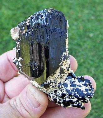 Foitite
Erongo, Namibia
78 x 56 x 43 mm (Author: Pierre Joubert)