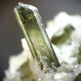 PIROXENO. gilico cristal de 2 mm.jpg (Autor: josminer)