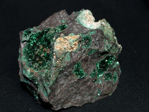 Malachite<br />Provincia Zagora, Región Drâa-Tafilalet, Marruecos<br />6.5x5.5x5 cm''s<br /> (Author: Joseph DOliveira)