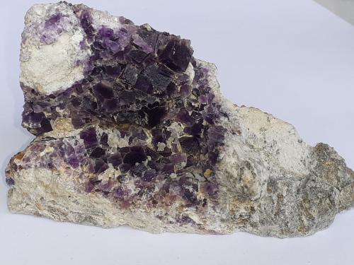 Fluorite<br />Minas de plomo, Obernberg am Brenner, Distrito Innsbruck-Land, Tirol, Austria<br />11 x 7 cm<br /> (Author: Volkmar Stingl)