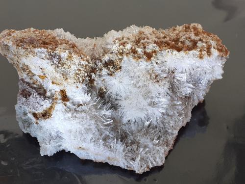 Aragonite<br />Maria Alm, Macizo Hochkönig, St. Johann im Pongau, Hohe Tauern, Salzburgo/Salzburg, Austria<br />7 x 4,5 cm<br /> (Author: Volkmar Stingl)