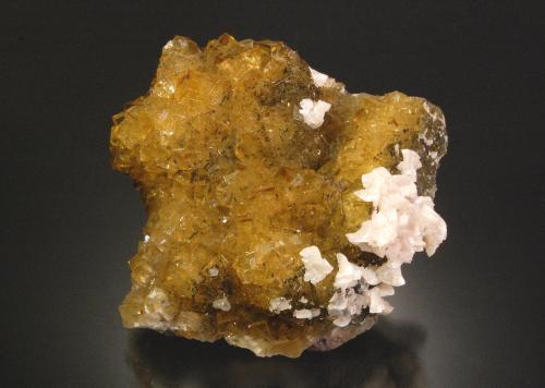 Fluorite<br />Mina Moscona, El Llano, Solís, Corvera de Asturias, Comarca Avilés, Principado de Asturias (Asturias), España<br />7.5 x 7.4 x 3.8 cm<br /> (Author: Michael Shaw)