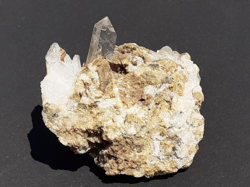 Quartz (variety rock crystal)<br />Klammalm, Navis, Distrito Innsbruck-Land, Tirol Norte, Tirol, Austria<br />5 x 4,5 cm<br /> (Author: Volkmar Stingl)