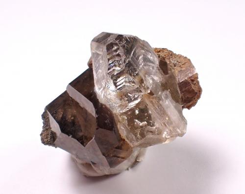 Topaz, Quartz (variety smoky quartz)<br />Kleine Spitzkoppe, Zona Spitzkopje, Distrito Karibib, Región Erongo, Namibia<br />42 mm x 39 mm x 29 mm<br /> (Author: Don Lum)