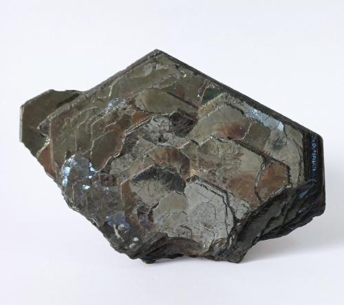 Hematite<br />Ouro Preto, Minas Gerais, Brasil<br />130mm x 70mm x 30mm<br /> (Author: Philippe Durand)