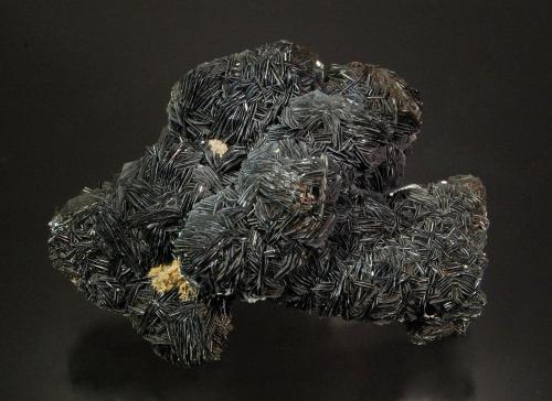 Hematite<br />Framont, Grandfontaine, Mutzig, Molsheim, Bas-Rhin, Grand Est, Francia<br />7.6 x 5.5 cm<br /> (Author: Michael Shaw)