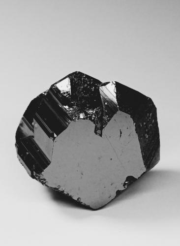 Hematite<br />Zona minera N'Chwaning, Kuruman, Kalahari manganese field (KMF), Provincia Septentrional del Cabo, Sudáfrica<br />45mm x 45mm x 21mm<br /> (Author: Philippe Durand)