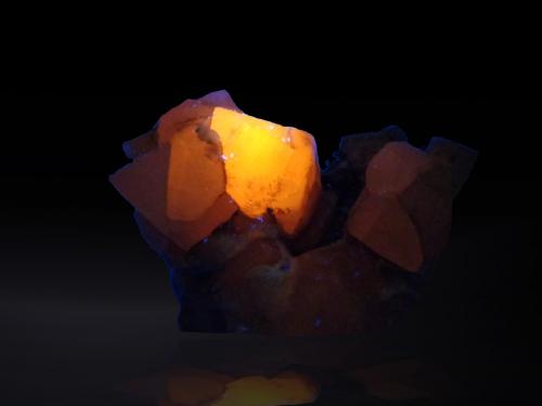 Calcite (variety Mn-bearing calcite)<br />Ravi, Gavorrano, Provincia Grosseto, Toscana, Italia<br />detail<br /> (Author: Firmo Espinar)