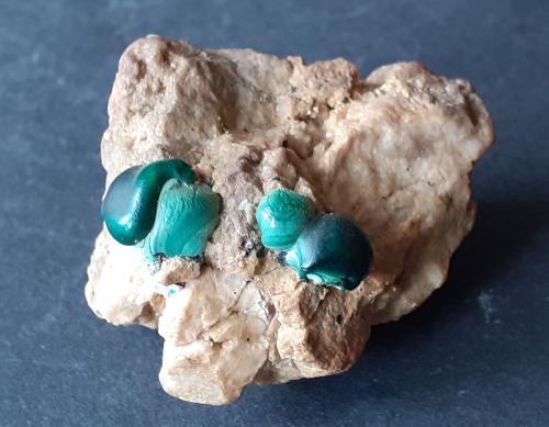 Malachite<br />Falkenstein, Schwaz, Zona Brixlegg-Schwaz, Distrito Schwaz, Valle Inn, Tirol Norte, Tirol, Austria<br />3 x 3 cm<br /> (Author: Volkmar Stingl)