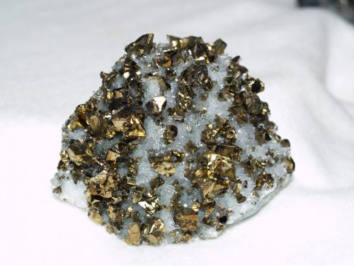 Chalcopyrite<br />Durango, México<br />6.5x5.4x2 cm''s<br /> (Author: Joseph DOliveira)