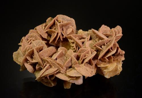 Gypsum<br />Rio Puerco, Albuquerque, Condado Bernalillo, Bernalillo County, New Mexico, USA<br />10.6 x 7.2 x 4.8 cm<br /> (Author: Michael Shaw)