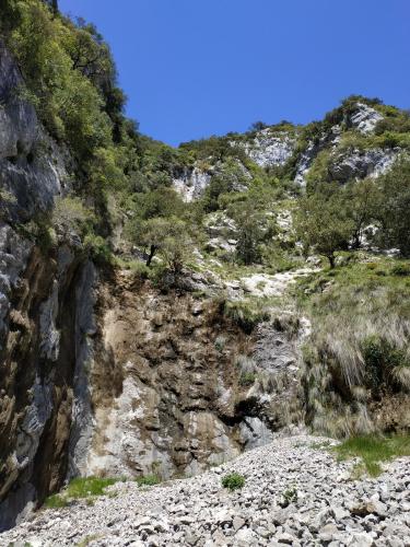 Fig. 17. Labores a cielo abierto, son las situadas a cota más alta, unos 150 m. sobre el nivel del río Cares. Mina de los Picayos. Foto Manuel Echevarría. (Autor: Echevarria)