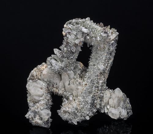 Quartz<br />Monte Erongo, Usakos, Región Erongo, Namibia<br />12.5 x 11.6 cm<br /> (Author: am mizunaka)