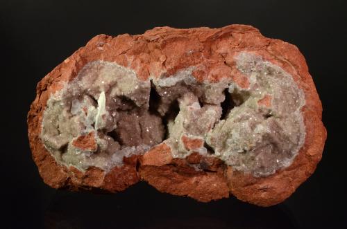 Barite<br />Mulhall, Condado Logan, Oklahoma, USA<br />14.0 x 8.5 x 6.5 cm<br /> (Author: Michael Shaw)