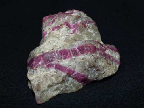 Corundum<br />Odisha (Orissa), India<br />5.5x4.5x3 cm''s<br /> (Author: Joseph DOliveira)