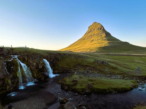 Situada a los pies de Kirkjufell se encuentra la cascada de Kirkjufellfoss. (Autor: Antonio P. López)