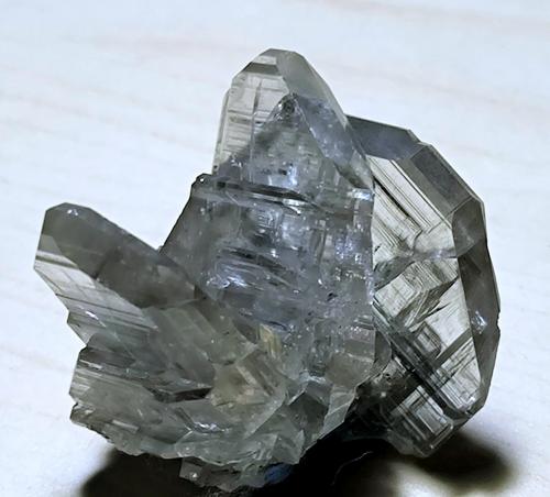 Cerussite
Tsumeb, Otjikoto Region, Namibia
43 mm x 36 mm. Main crystal: 32 mm long, 6 mm thick (Author: Carles Millan)