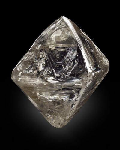 Diamond<br />Sudáfrica<br />2.5 x 2 x 2 cm<br /> (Author: MIM Museum)