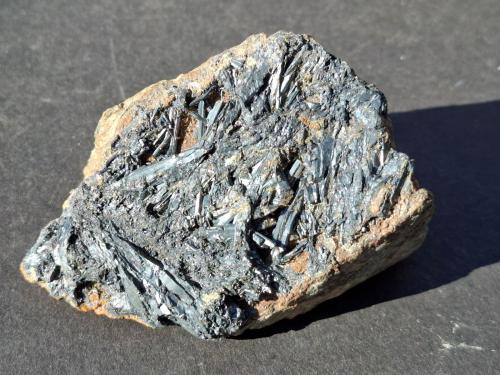 Stibnite<br />Stadtschlaining, Distrito Oberwart, Burgenland, Austria<br />7 x 4 cm<br /> (Author: Volkmar Stingl)