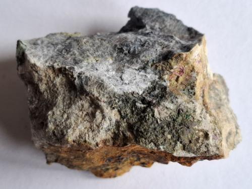 Erythrite, Glaukosphaerite, Azurite<br />Galería Stocker, distrito minero Silberberg, Reith im Alpbachtal, Distrito Kufstein, Valle Inn, Tirol Norte, Tirol, Austria<br />5,5 x 4 cm<br /> (Author: Volkmar Stingl)