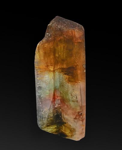 Tourmaline<br />Luc Yen, Provincia Yenbai, Vietnam<br />5.7 x 3.3 cm<br /> (Author: am mizunaka)