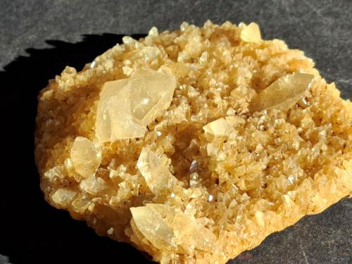 Calcite<br />Schelklingen Quarry, Schelklingen, Tübingen District, Baden-Württemberg, Germany<br />6 x 5,5 cm<br /> (Author: Volkmar Stingl)