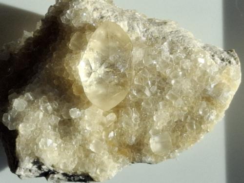 Calcite<br />Cantera La Sambre, Landelies, Montigny-le-Tilleul, Provincia Hainaut, Región Valona, Bélgica<br />5,5 x 4,5 cm<br /> (Author: Volkmar Stingl)