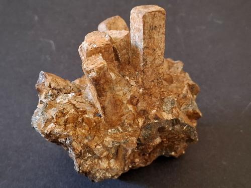 Muscovite after Andalusite (variety pinite)<br />Valle Lüsens, Valle Sellrain, Distrito Innsbruck-Land, Tirol Norte, Tirol, Austria<br />8,5 x 7,5 cm<br /> (Author: Volkmar Stingl)