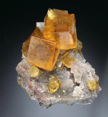 Fluorite<br />Frohnau, Annaberg-Buchholz, Distrito Annaberg, Erzgebirgskreis, Sajonia/Sachsen, Alemania<br />6x4x3 cm<br /> (Author: Jesse Fisher)