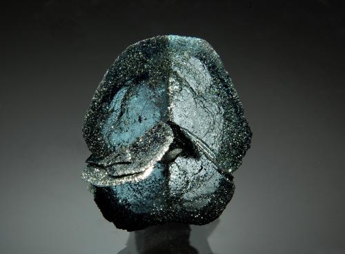 Hematite<br />Hachupa, Distrito Shigar, Gilgit-Baltistan (Áreas del Norte), Paquistán<br />1.8 x 2.2 cm<br /> (Author: crosstimber)