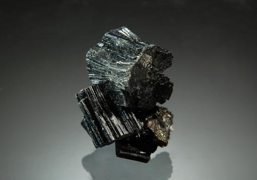 Bournonite<br />Mina Baia Sprie, Baia Sprie, Maramures, Rumanía<br />1.5 x 1.9 cm<br /> (Author: crosstimber)