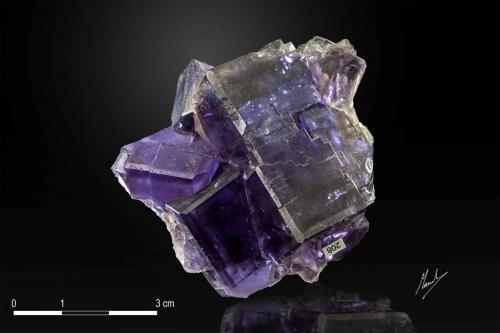 Fluorite<br />La Cabaña, zona minera de Berbes, Valdelmar, Berbes, Ribadesella, Comarca Oriente, Principado de Asturias (Asturias), España<br />55 x 51 mm<br /> (Author: Manuel Mesa)