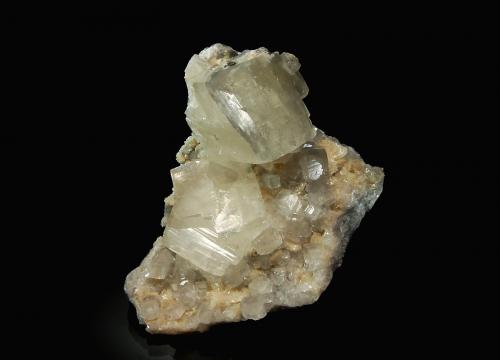 Calcite<br />Mina Manaoshan, Dongpo, Distrito Yizhang, Prefectura Chenzhou, Provincia Hunan, China<br />6.7 x 7.2 x 10.8 cm<br /> (Author: crosstimber)