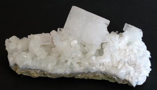 Fluorapophyllite-(K)<br />Colinas Pashan, Embalse Khadakwasla, Pashan, Distrito Pune (Distrito Poonah), Maharashtra, India<br />120mm x 50mm x 40mm<br /> (Author: Philippe Durand)