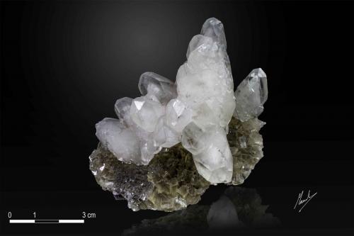 Calcite and Fluorite<br />Mina Moscona, El Llano, Solís, Corvera de Asturias, Comarca Avilés, Principado de Asturias (Asturias), España<br />70 x 70 mm<br /> (Author: Manuel Mesa)