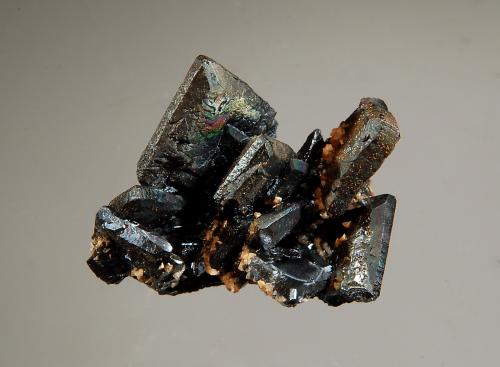 Descloizite<br />Berg Aukas, Distrito Grootfontein, Región Otjozondjupa, Namibia<br />2.0 x 2.9 cm<br /> (Author: crosstimber)