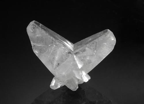 Calcite<br />Leiping, Guiyang, Prefectura Chenzhou, Provincia Hunan, China<br />2.0 x 2.3 cm<br /> (Author: crosstimber)