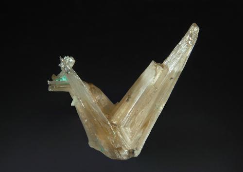 Cerussite<br />Mina Mammoth-Saint Anthony, Depósito St. Anthony, Tiger, Distrito Mammoth, Condado Pinal, Arizona, USA<br />2.3 x 2.3 cm<br /> (Author: crosstimber)