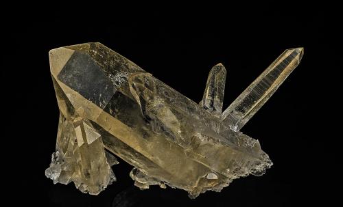 Quartz<br />Mina Collier Creek, Mount Ida, Condado Montgomery, Arkansas, USA<br />10.8 x 9.6 cm<br /> (Author: am mizunaka)