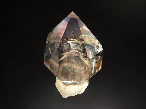 Quartz<br />Crystal Park, Montañas Pioneer, Elkhorn Hot Springs, Condado Beaverhead, Montana, USA<br />1.9 x 2.7 cm<br /> (Author: crosstimber)