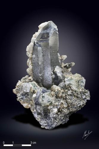 Quartz, Dolomite and Fluorite<br />Mina Piaotang, Dayu, Prefectura Ganzhou, Provincia Jiangxi, China<br />120 x 103 mm<br /> (Author: Manuel Mesa)