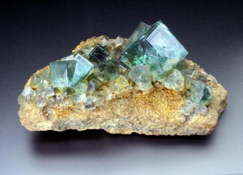 Fluorite<br />Mina Middlehope Shield, nivel White's, Westgate, Weardale, North Pennines Orefield, County Durham, Inglaterra / Reino Unido<br />9x4x4 cm overall size<br /> (Author: Jesse Fisher)