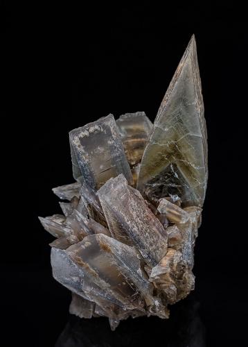 Barite<br />Mina Clara, Valle Rankach, Oberwolfach, Wolfach, Selva Negra, Baden-Württemberg, Alemania<br />3.3 x 5.1 x 5.0 cm<br /> (Author: am mizunaka)