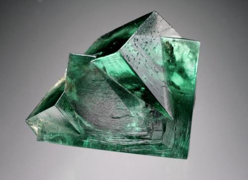 Fluorite<br />Mina Rogerley, Frosterley, Weardale, North Pennines Orefield, County Durham, Inglaterra / Reino Unido<br />2.8 cm on edge<br /> (Author: Jesse Fisher)