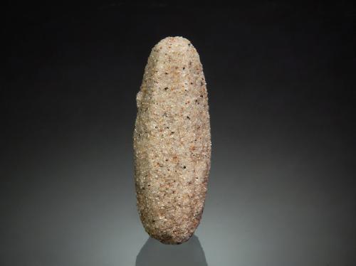 Calcite<br />Rattlesnake Butte, Condado Jackson, South Dakota, USA<br />1.1 x 3.0 cm<br /> (Author: crosstimber)