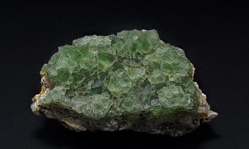 Fluorite<br />Cañón Afton, Afton, Montes Cady, Condado San Bernardino, California, USA<br />7.0 x 4.0 cm<br /> (Author: am mizunaka)