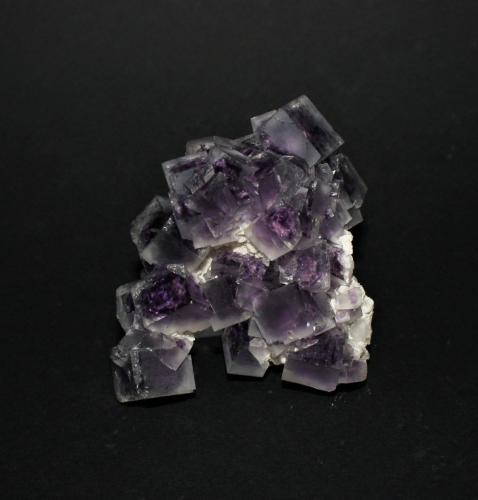 Fluorite<br />Mina Shangbao, Leiyang, Prefectura Hengyang, Provincia Hunan, China<br />55mm x 55mm x 40mm<br /> (Author: Philippe Durand)