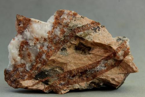 Sursassita<br />Mina Molinello, Valle Graveglia, Ne, Provincia Génova, Liguria, Italia<br />53x30x31 mm<br /> (Autor: Juan Espino)