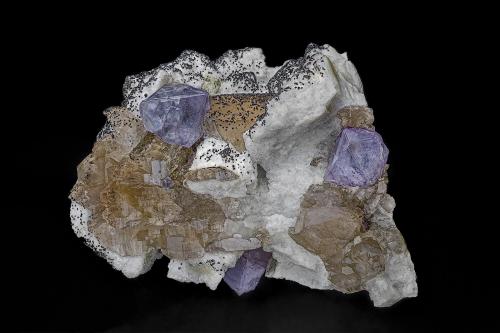 Fluorite, Quartz, Albite, Chlorite<br />Cantera Borów III, Borów (Bohrauseifersdorf), Distrito Świdnica, Baja Silesia, Polonia<br />10.1 x 7.6 cm<br /> (Author: am mizunaka)